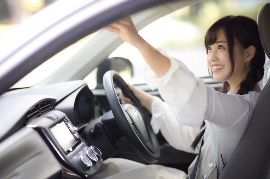 個別指導で安心！ペーパードライバー講習を受ける女性ドライバーにおすすめの軽自動車教習