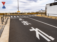 一時停止　見通しの悪い交差点　横断歩道