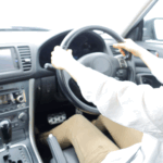 車を運転している女性ペーパードライバー